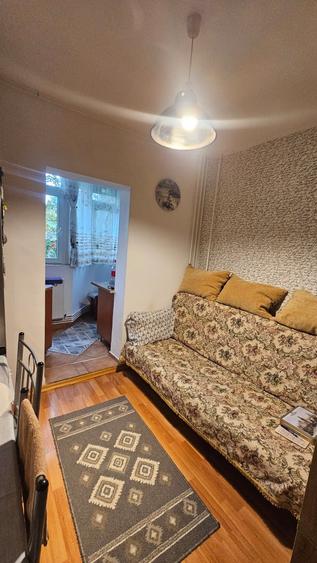 Apartament cu 2 camere decomandat în Siderurgiștilor