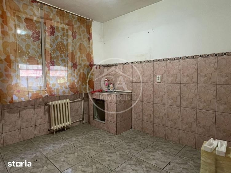 Apartament cu 3 camere decomandat în Nufărul