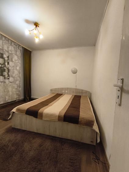 Apartament cu 2 camere decomandat în Galata