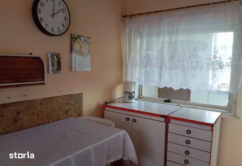 Casă cu 4 camere cu Teren 482 Mp în Între Lacuri