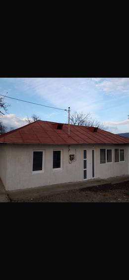 Casă cu 2 camere în Central