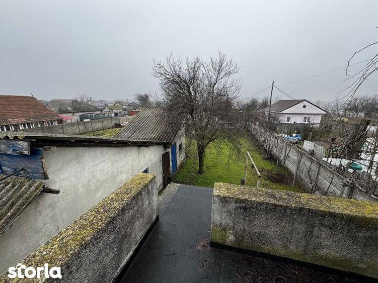 Casă cu 2 camere cu Teren 70 Mp în Malu Mare