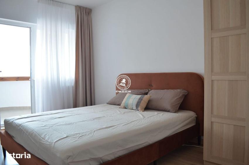 Apartament cu 3 camere decomandat, mobilat în Hala Centrală