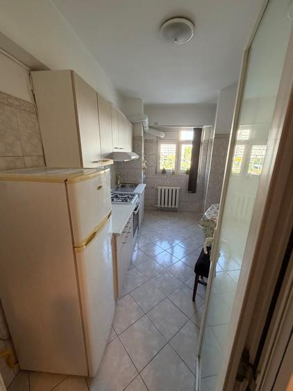 Apartament cu 2 camere decomandat, mobilat în Obor