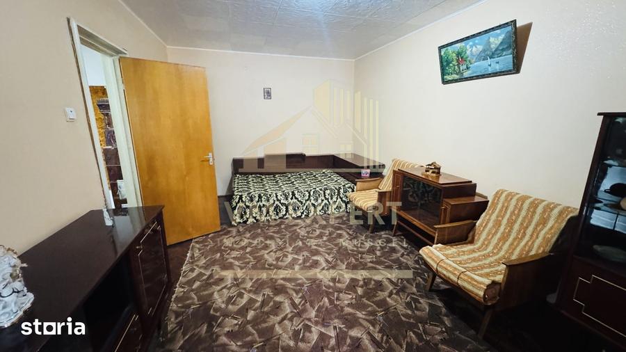 Apartament cu 2 camere decomandat în Central