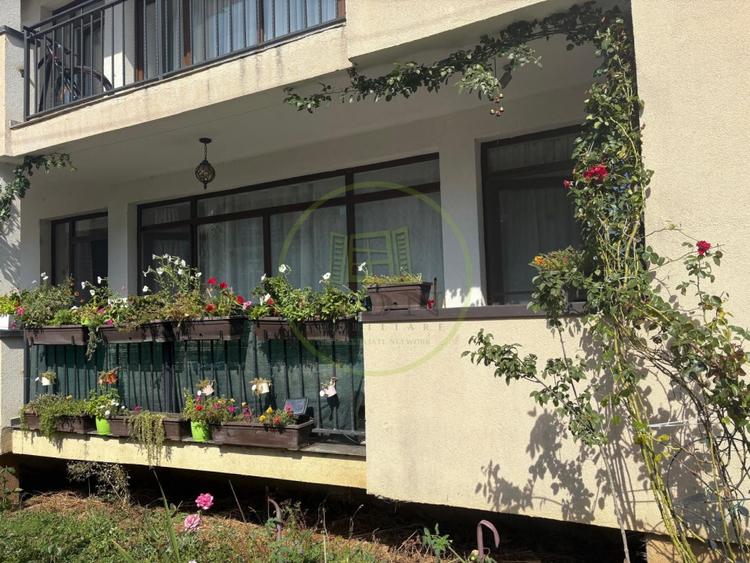 Apartament cu 3 camere semidecomandat, mobilat în Șelimbăr