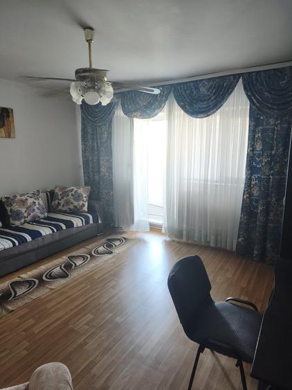 Apartament cu 3 camere decomandat în Militari
