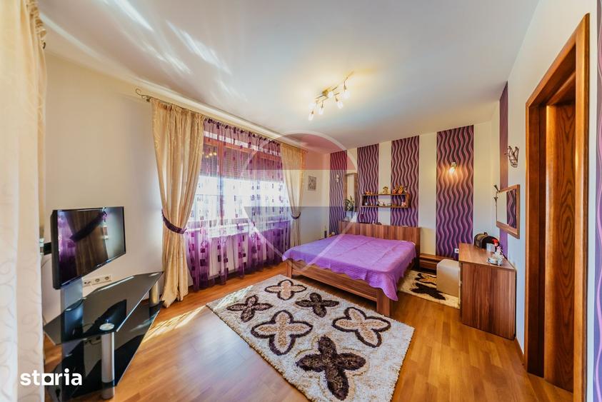 Casă cu 5 camere cu Teren 1030 Mp în Fântânele