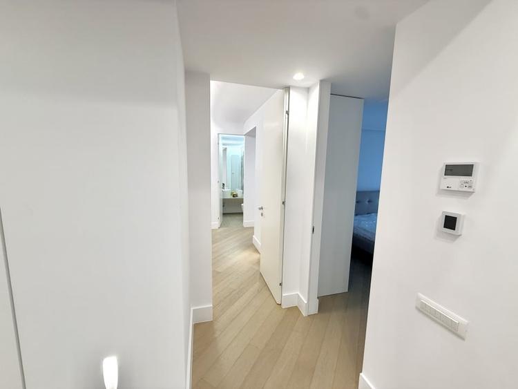 Apartament cu 3 camere decomandat, mobilat în Iancu Nicolae