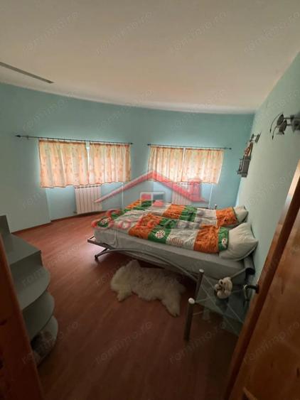 Casă cu Teren 2404 Mp în Cornu