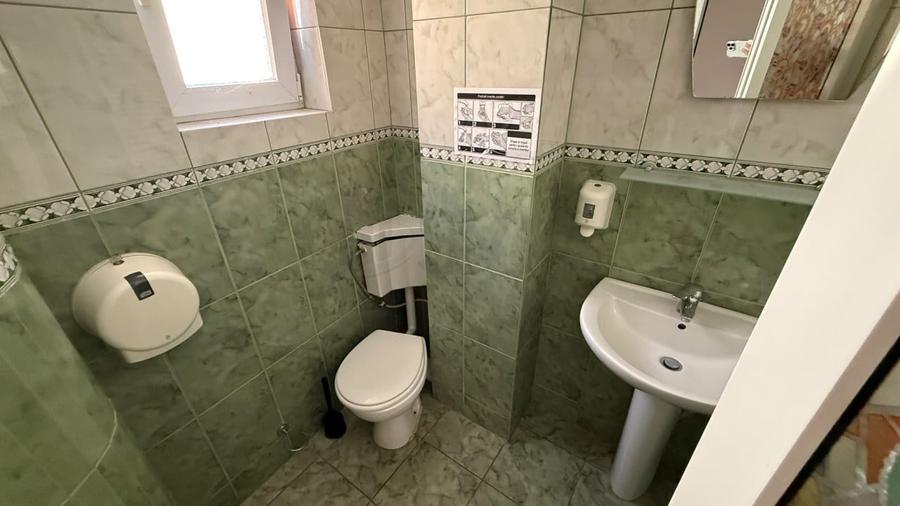Casă individuală cu 10 camere cu Canalizare în Floreasca