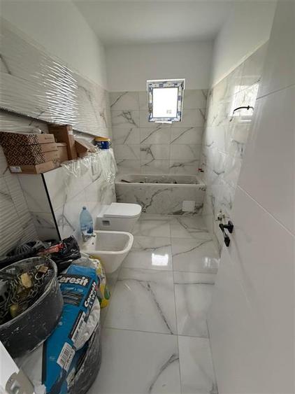 Casă individuală cu 4 camere cu Teren 574 Mp în Exterior Nord
