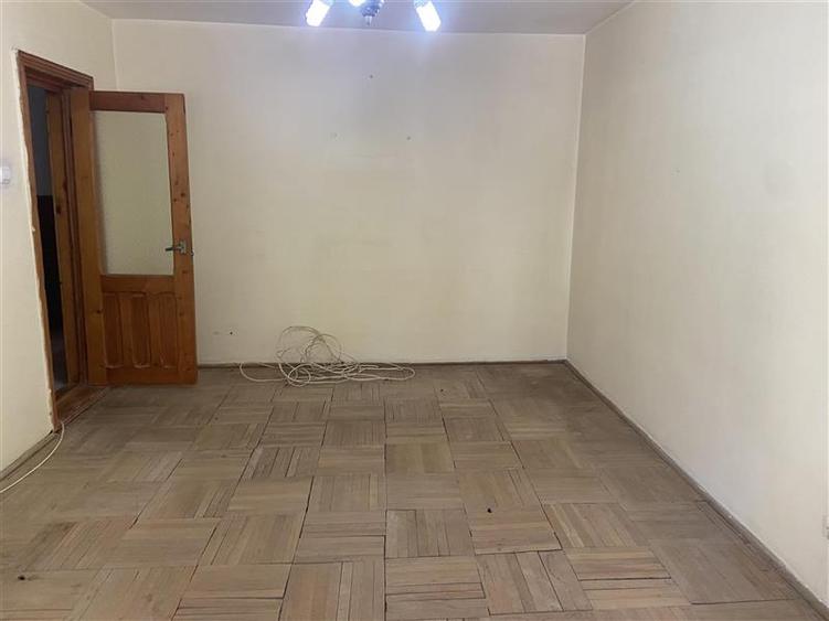 Apartament cu 2 camere decomandat în Sud