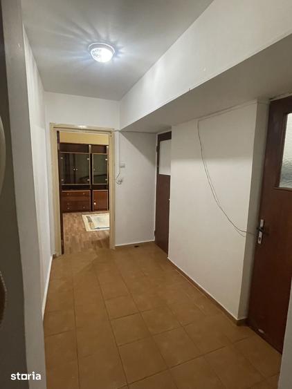 Apartament cu 3 camere în Tomis Nord