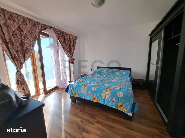 Casă cu 6 camere cu Teren 1276 Mp în Lugașu de Jos