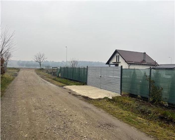 Teren Construcții intravilan de 700 mp, în Bod