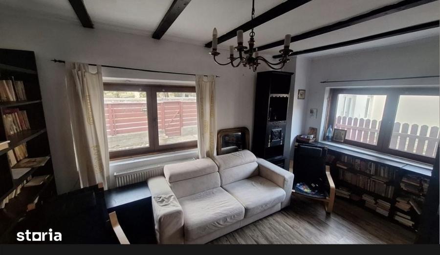 Casă cu 4 camere cu Teren 124 Mp în Rucăr