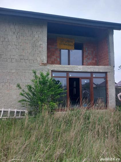 Casă cu 4 camere în Clinceni