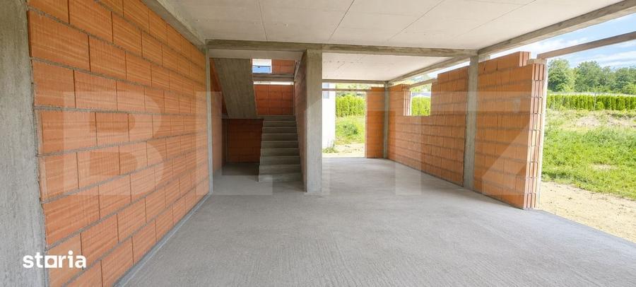 Casă cu 4 camere cu Teren 350 Mp în Central