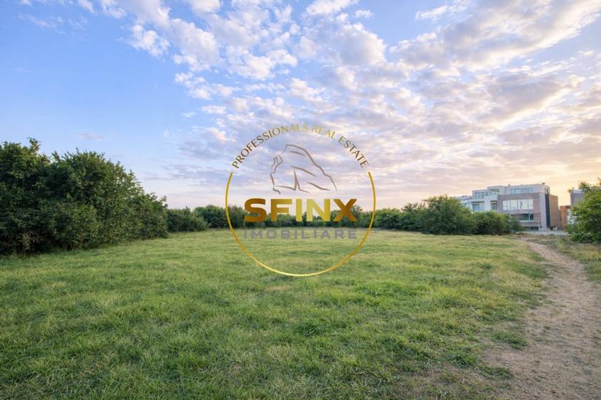Teren Construcții intravilan de 9900 mp, în Sisești