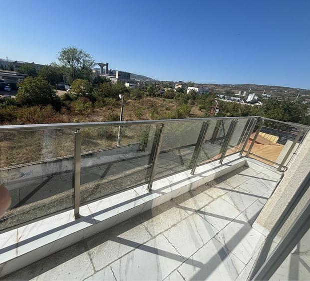 Apartament cu 3 camere decomandat în Mărăști
