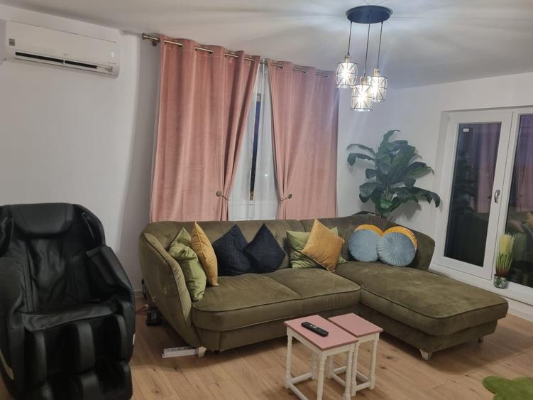 Apartament cu 2 camere decomandat în Central