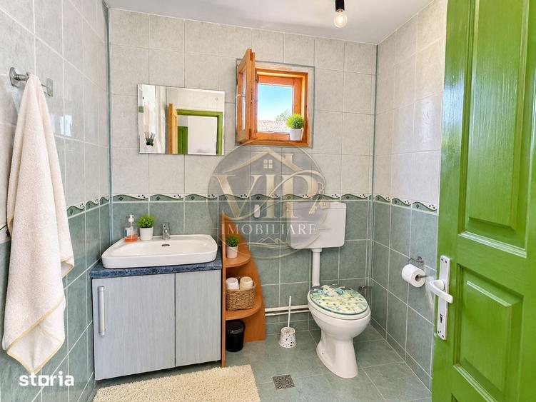 Casă cu 4 camere cu Teren 1130 Mp în Ciugud