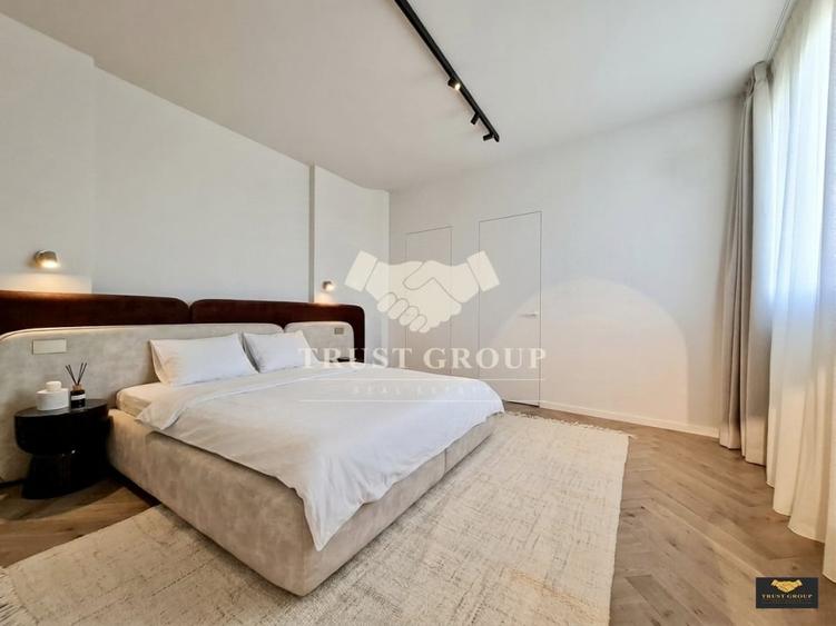Apartament cu 3 camere decomandat, mobilat în P-ța Unirii