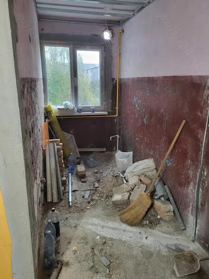 Apartament cu 2 camere nedecomandat în Central