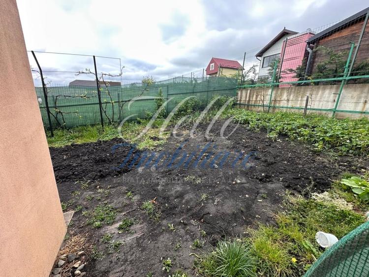 Casă individuală cu 3 camere cu Garaj în Câmpenești