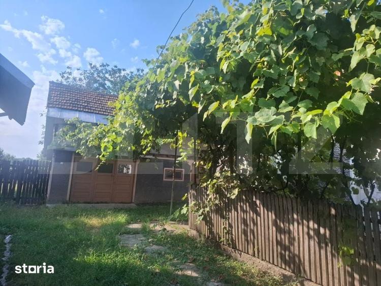 Casă cu 5 camere cu Teren 2100 Mp în Voinești