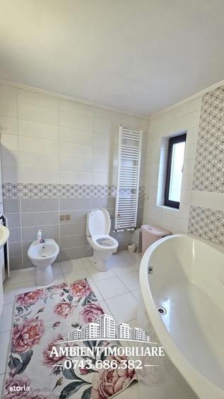 Casă cu 4 camere în Central