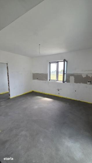 Casă cu 4 camere cu Teren 480 Mp în Central