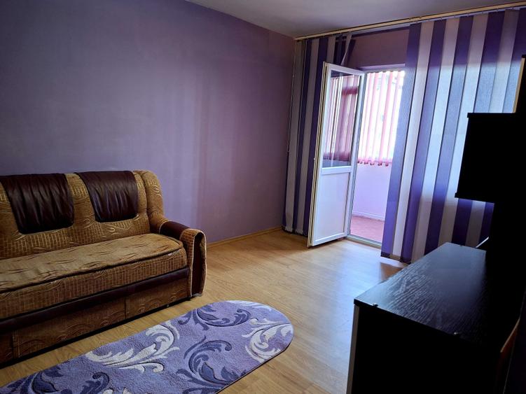 Apartament cu 2 camere decomandat în Ostroveni