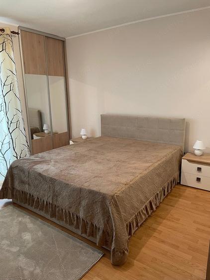 Apartament cu 3 camere decomandat în Juc-Herghelie