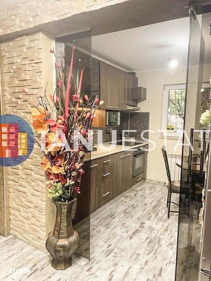 Apartament cu 3 camere decomandat în Berceni