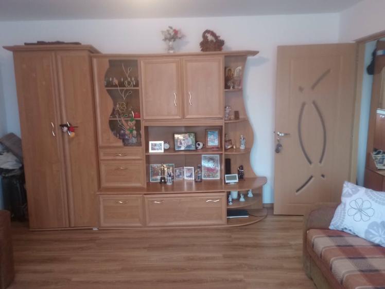 Apartament de vanzare - 1