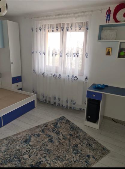 Casă cu 4 camere cu Teren 350 Mp în Cățelu