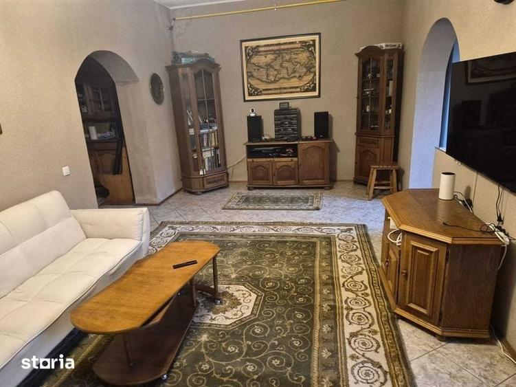 Casă cu 3 camere cu Teren 110 Mp în Central