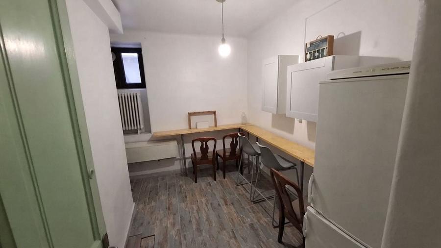 Apartament cu 3 camere decomandat, mobilat în Floreasca
