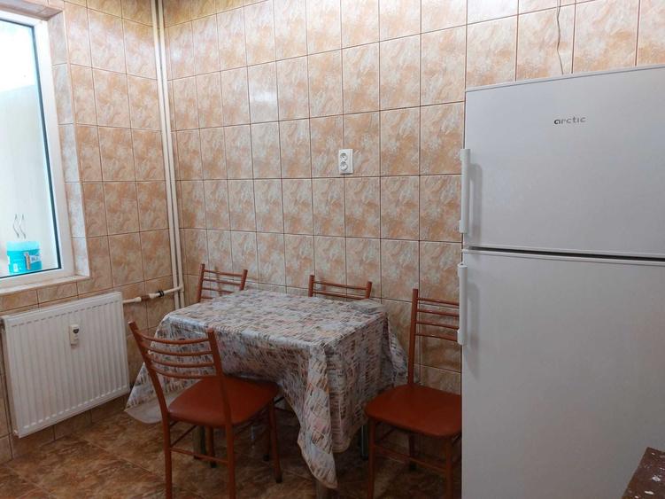 Apartament cu 2 camere decomandat în Dristor