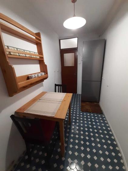Garsonieră decomandată în Teilor