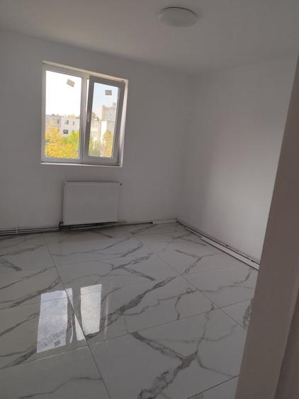 Apartament cu 2 camere semidecomandat în Micro 14