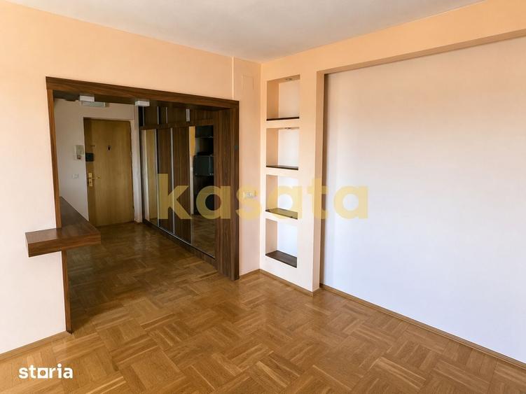 Apartament cu 2 camere semidecomandat în Iancului