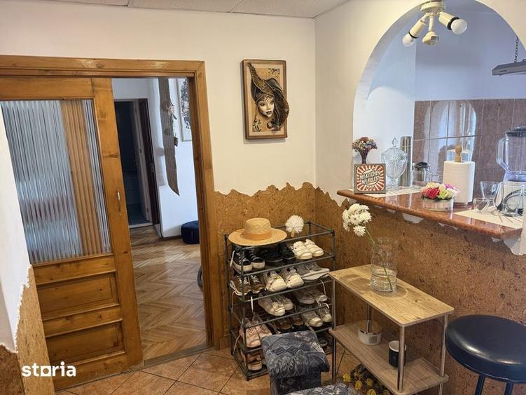 Apartament 3 camere Decomandat - 1