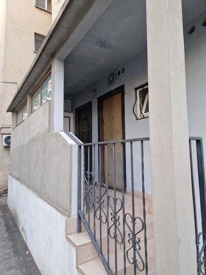 Spațiu comercial, de 196 mp, în Central