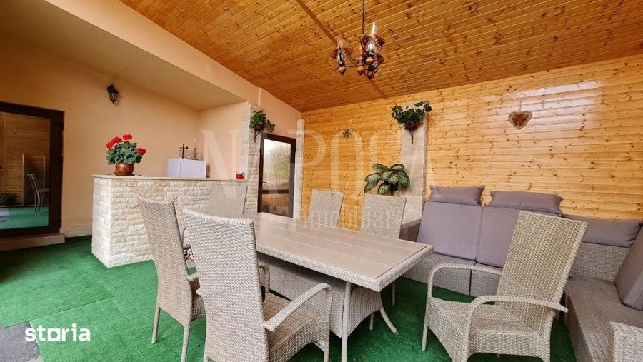 Casă cu 4 camere decomandat cu Teren 600 Mp în Central