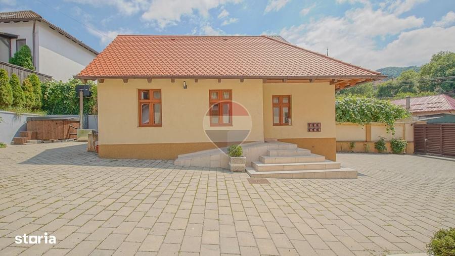 Casă cu 4 camere în Timișu de Jos