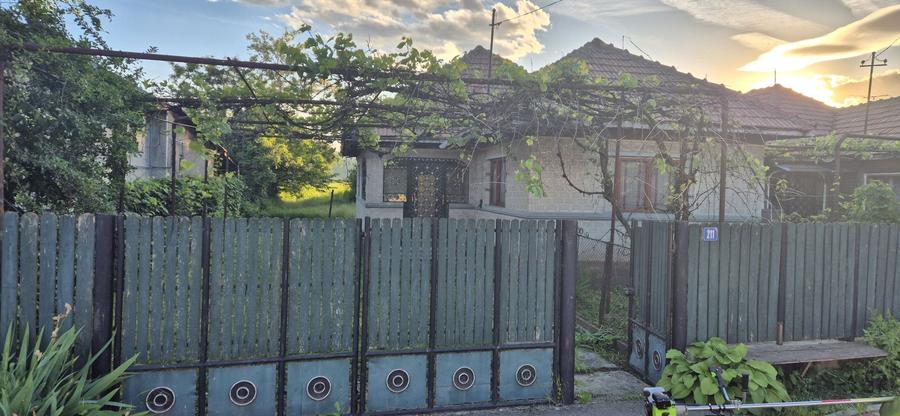 Casă cu 4 camere în Lunca Prahovei