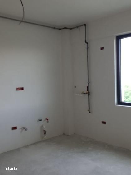 Apartament cu 2 camere semidecomandat în Lazu